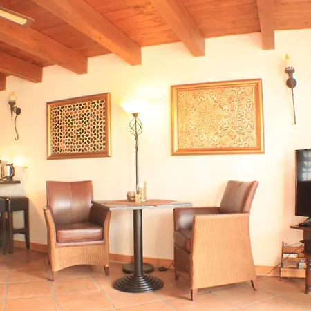 Hazienda - Fuer Ein Paar Tage Oder Monatelang Aparthotel 4*