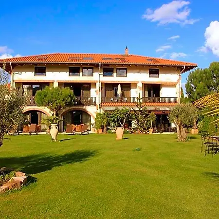Hazienda Apartmenthotel - Für ein paar Tage oder monatelang Apartahotel 4*